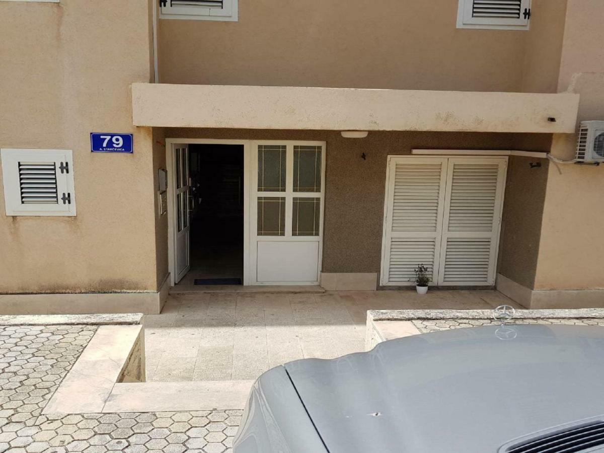 Apartman Ljubav Makarska Zewnętrze zdjęcie