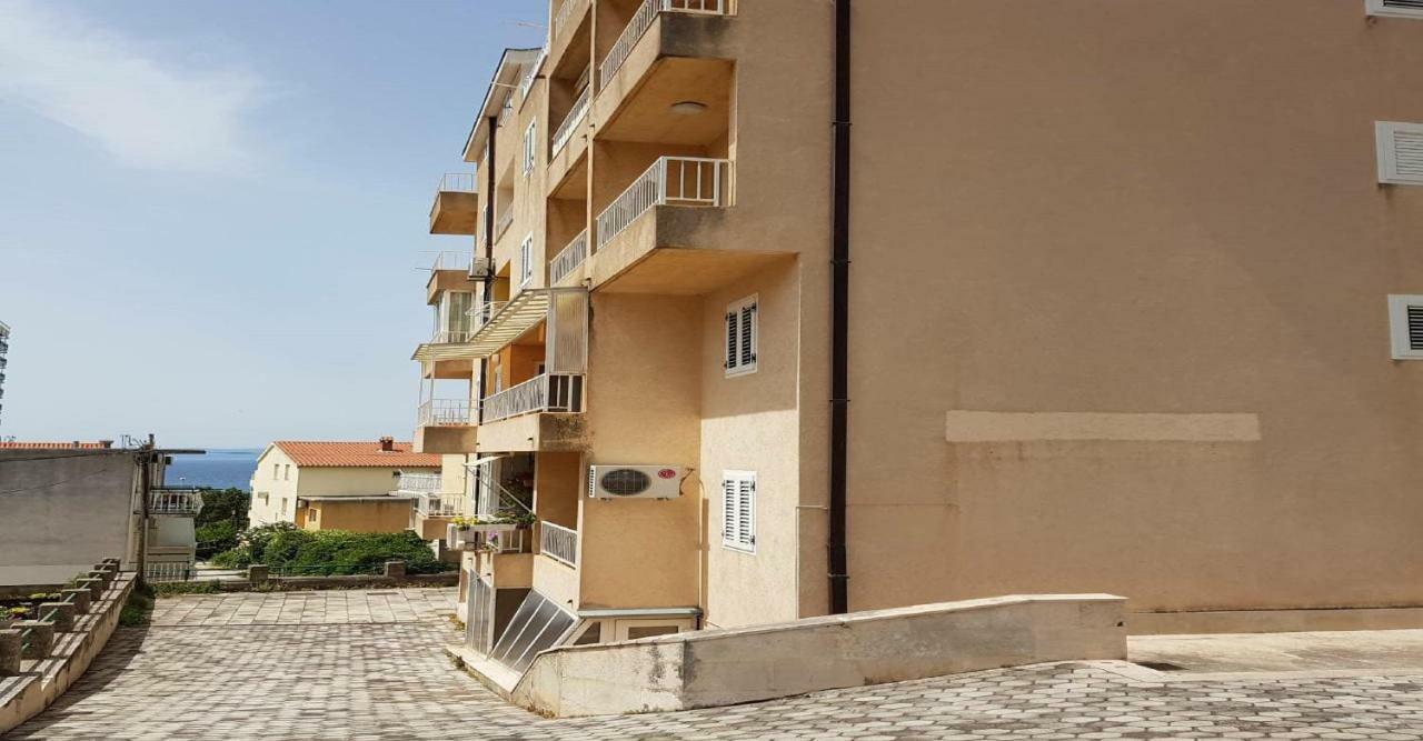 Apartman Ljubav Makarska Zewnętrze zdjęcie